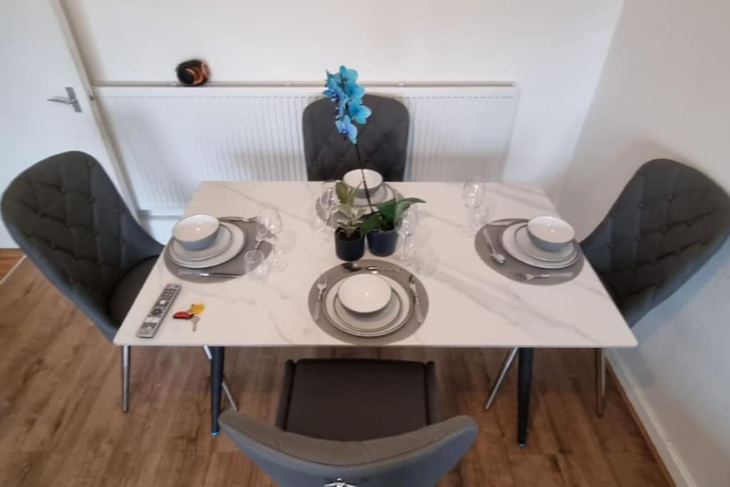 Gottersea 1 Bedroom Flat In Battersea 70 Mq London Exterior photo