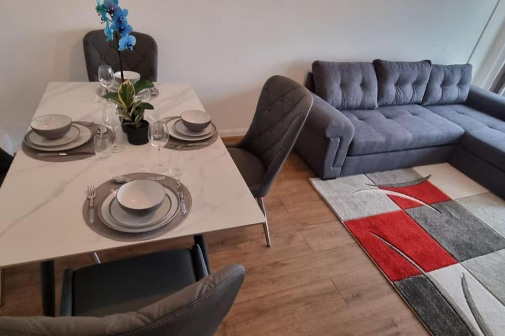 Gottersea 1 Bedroom Flat In Battersea 70 Mq London Exterior photo