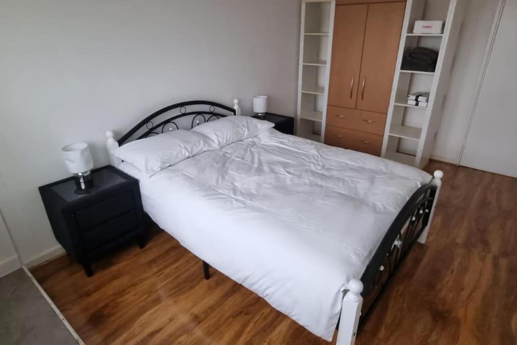 Gottersea 1 Bedroom Flat In Battersea 70 Mq London Exterior photo
